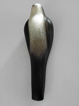 Work:&nbsp;The Bird I Touched, 2009 hand blown pigmented glass 15 x 3.5 x 5 inches ROSEN197