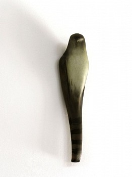 Jane Rosen (LA) -&nbsp;Accipiter (Large), 2010 hand blown pigmented glass 20 x 5.5 x 4 inches ROSEN244