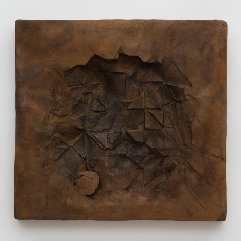 Celia Gerard
Concave, 1/8, 2016
GER090
bronze, unique patina, 21 x 21 x 3 inches