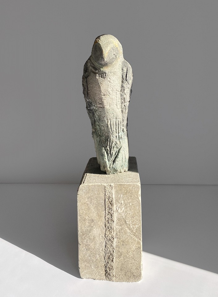 Jane Rosen
Yellowstone Owl, 2019
ROSEN313
provencal limestone and pigment, 22 x 6 x 9 1/2 inches / figure: 13 x 5 x 5 1/2 inches / base: 9 x 6 x 9 1/2 inches