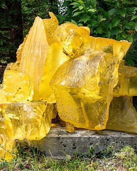 Tyler Haughey - Untitled, 2020 archival pigment print 40 x 32 inches, edition of 12 / 50 x 40 inches, edition of 9 / 70 x 56 inches, edition of 5 HAUGH032