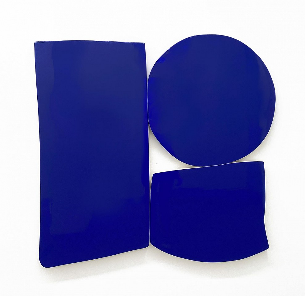 Andrew Zimmerman
True Blue, 2022
ZIM985
Automotive paint on wood, 49 x 53 x 1 1/2 inches
